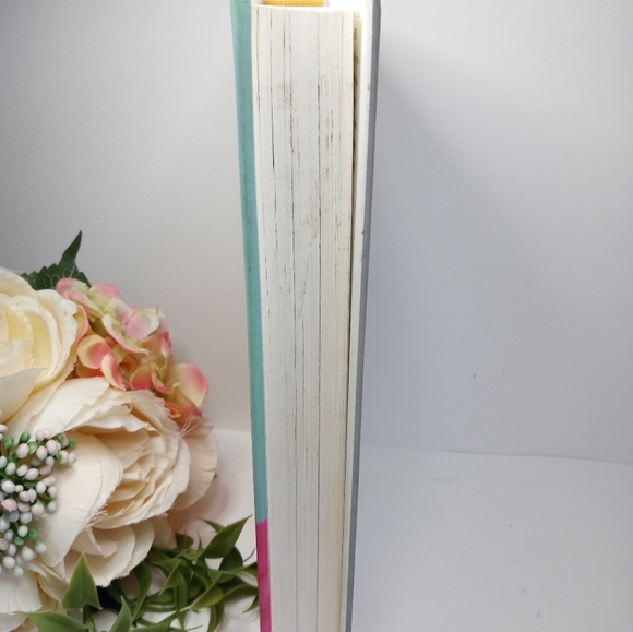 I Am Malala Hardcover Book. Malala Yousafzai Biography Book by Christina Lamb. - Picture 6 of 14